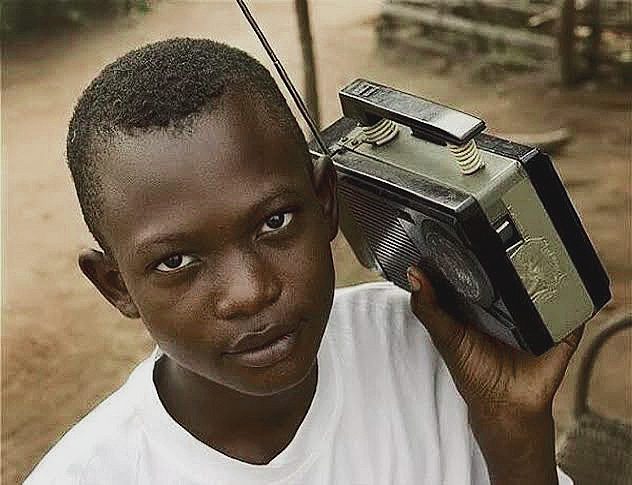 Throwback : Boy and his trusty radio